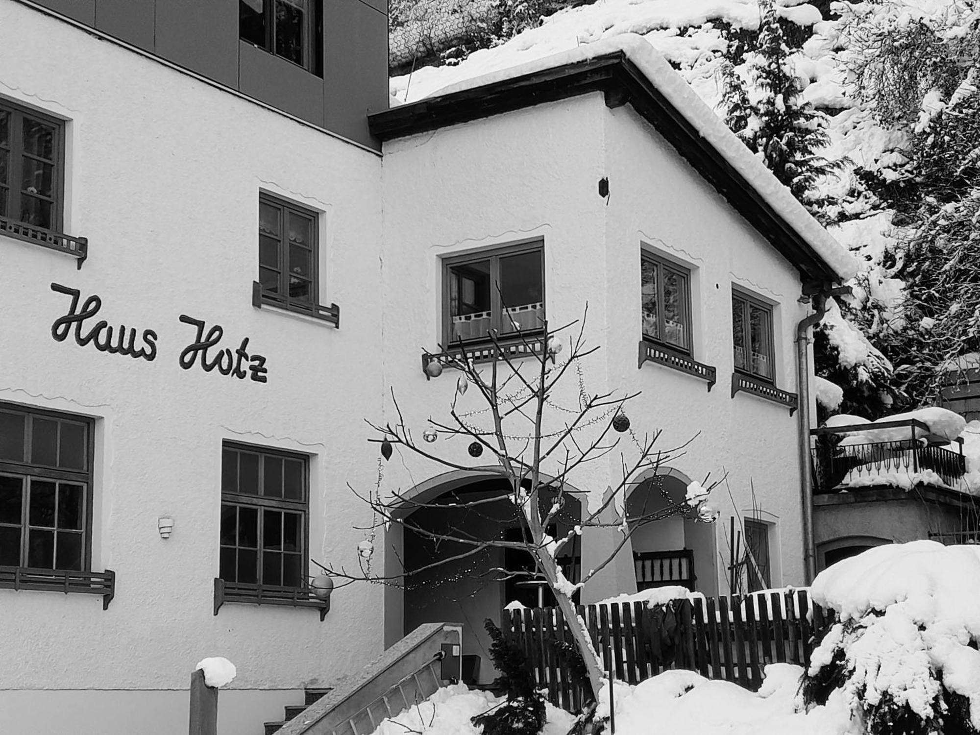 Апартаменты Haus Hotz Ландек Экстерьер фото